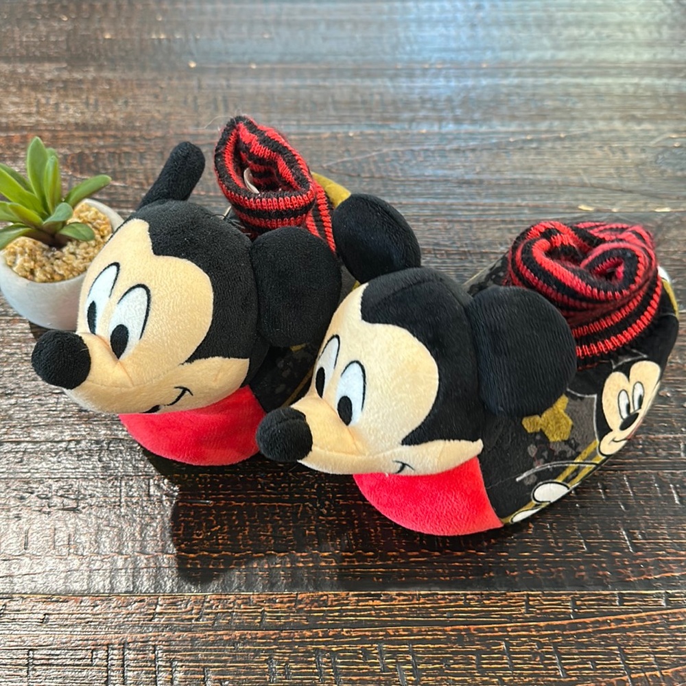 Mickey Mouse Slippers - Baby/Toddler size 5/6